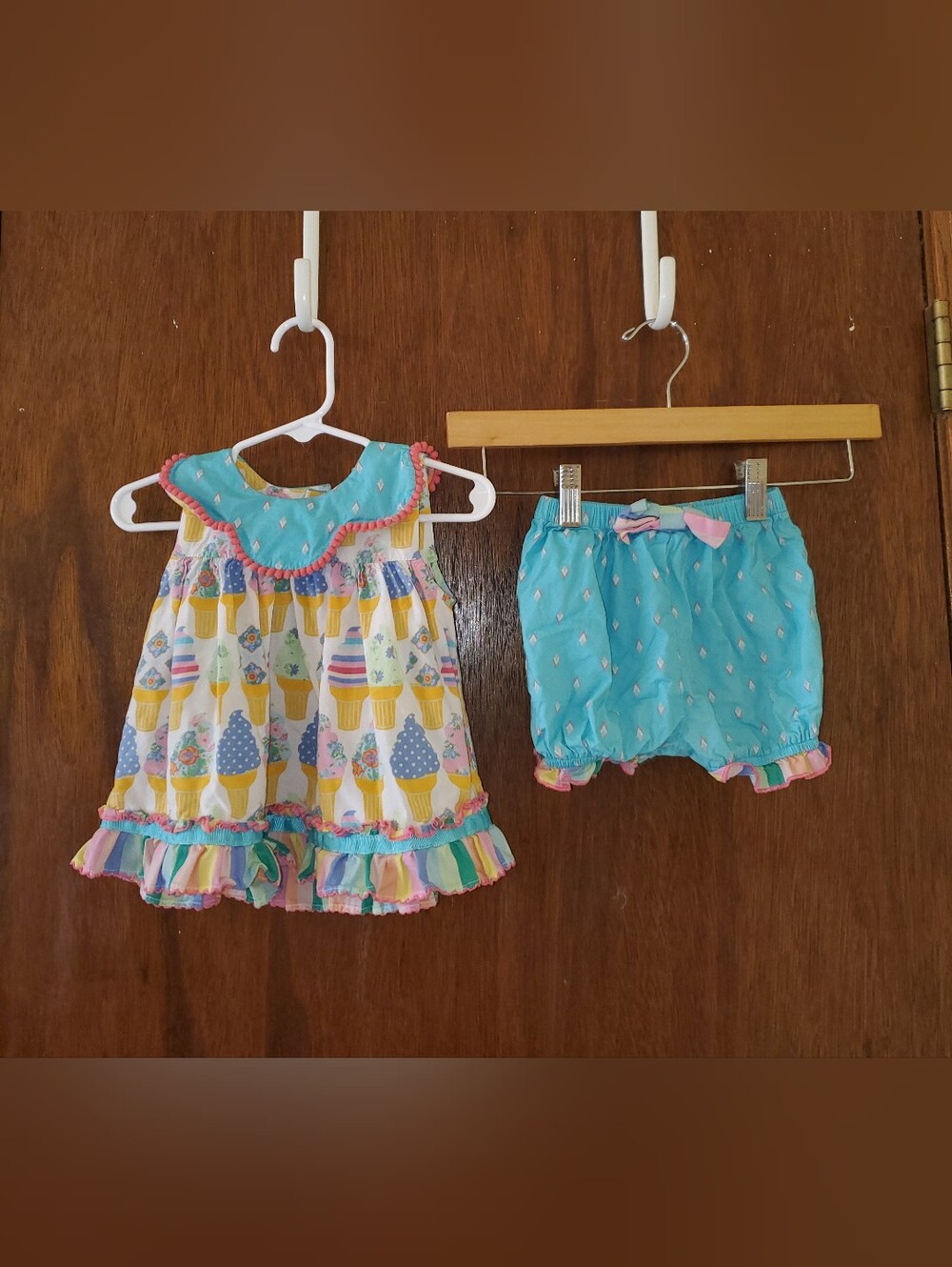 Matilda Jane Ice Cream Print Top and Ruffle Bloomer Set Sz 12-18 Months
